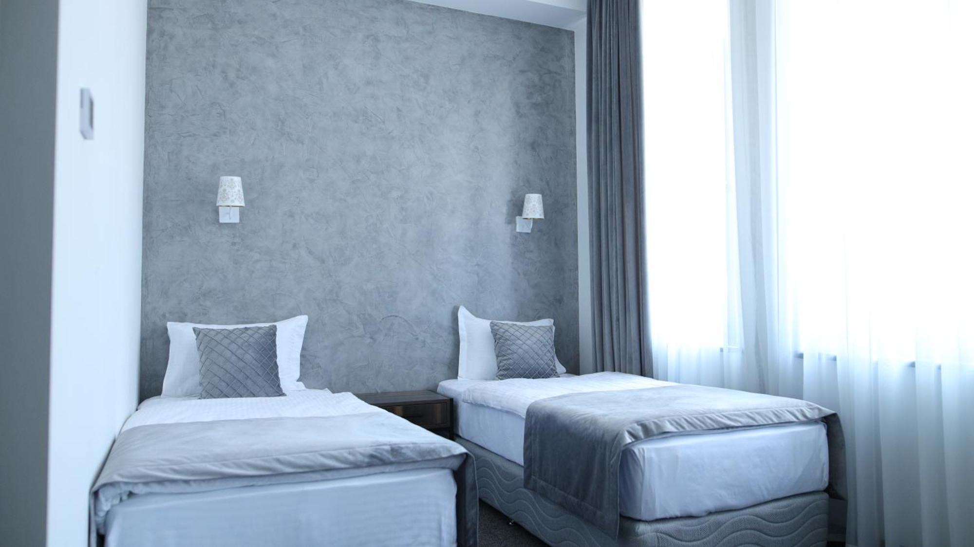 Bmg Hotel By Grigoryans Group Goris Eksteriør bilde